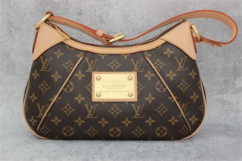 louis vuitton adjustable shoulder bag